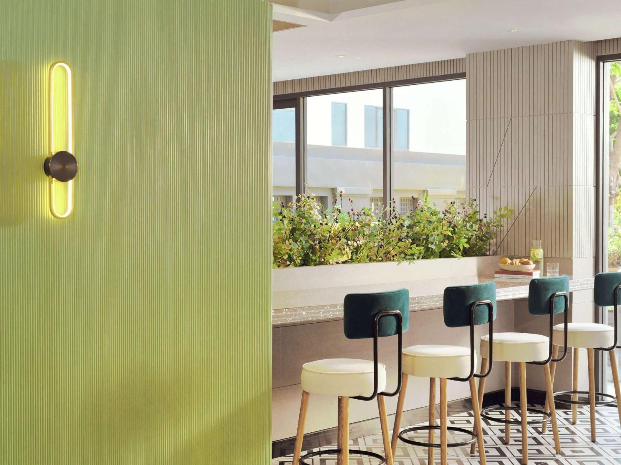 Tribe Living Bangkok Sukhumvit 39 By Accorhotels Экстерьер фото